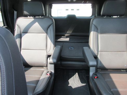 Certified 2022 Chevrolet Tahoe High Country image 11