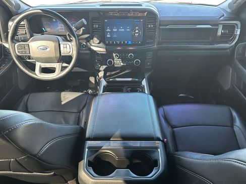 Used 2023 Ford F250 Lariat w/ Sport Appearance Package image 12