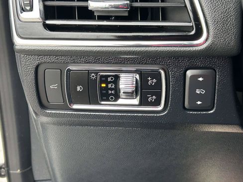 Certified 2023 Lincoln Navigator Reserve AWD/4WD image 31