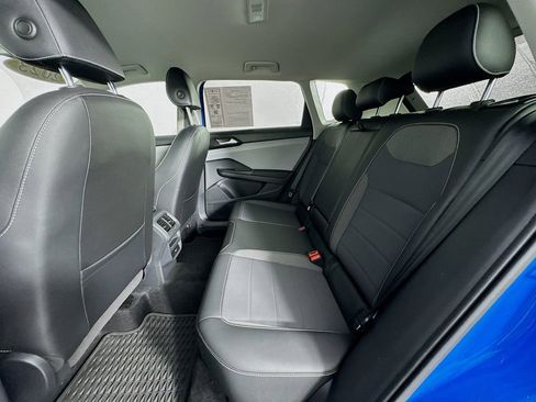 Used 2023 Volkswagen Taos SE image 19