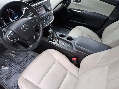 Used 2014 Toyota Avalon XLE Touring image 13
