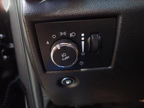 Used 2018 Jeep Grand Cherokee Summit w/ Platinum Series Group image 19