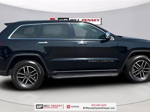 Used 2022 Jeep Grand Cherokee Limited w/ Trailer Tow Group IV image 6