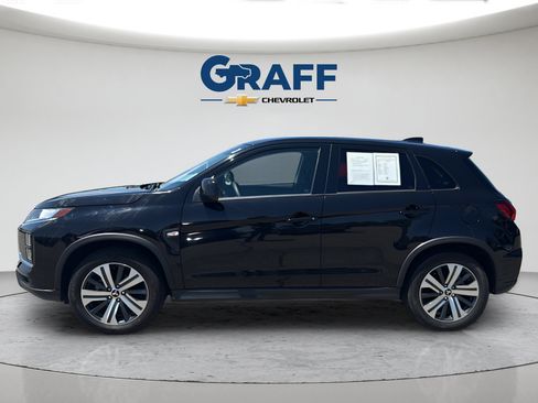 Used 2024 Mitsubishi Outlander Sport ES AWD/4WD image 3