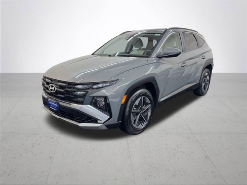 Used 2025 Hyundai Tucson SEL AWD/4WD image 2