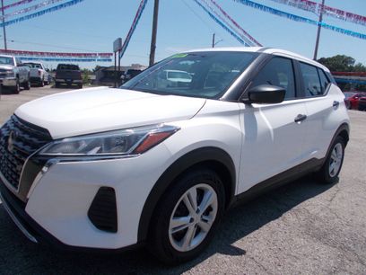 Used 2022 Nissan Kicks S