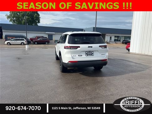 New 2025 Jeep Grand Cherokee L Limited w/ Luxury Tech Group II image 10