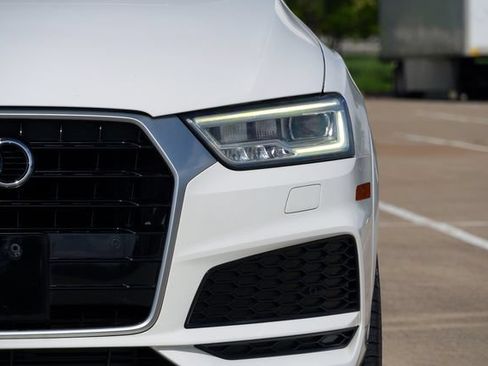 Used 2018 Audi Q3 2.0T Premium Plus w/ Premium Plus Package AWD/4WD image 30