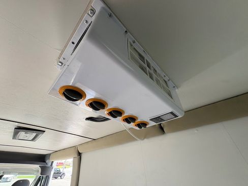 Used 2024 RAM ProMaster 3500 w/ Convenience Group FWD image 13
