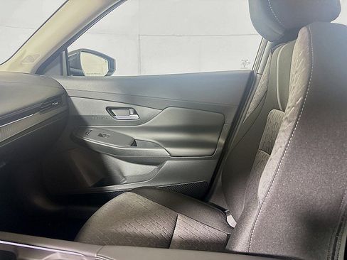 New 2026 Nissan Sentra SV w/ SV Convenience Package FWD image 24