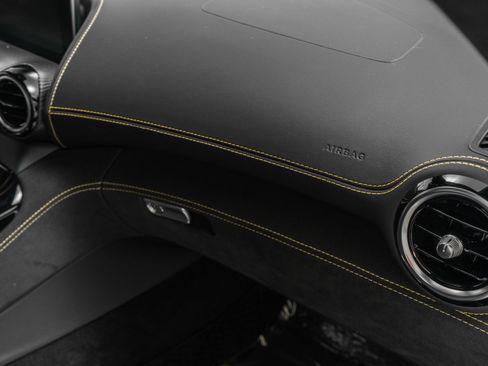 Used 2018 Mercedes-Benz AMG GT R image 30
