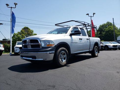 Used 2011 RAM 1500 ST w/ ST Popular Equipment Group AWD/4WD image 3