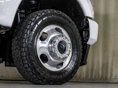 Used 2021 Ford F350 Lariat w/ Lariat Value Package image 51