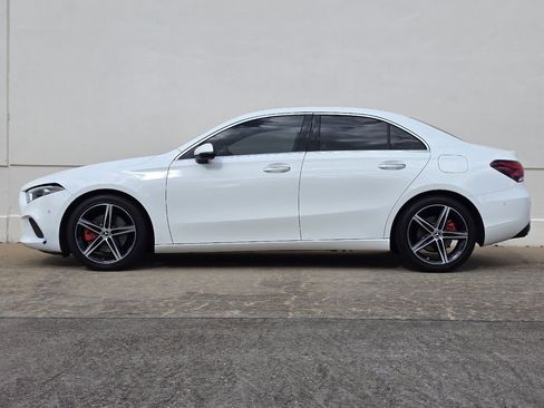 Used 2020 Mercedes-Benz A 220 4MATIC image 2