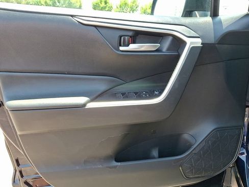 Used 2024 Toyota RAV4 XLE AWD/4WD image 11