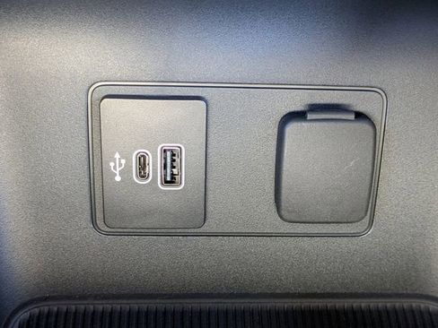 New 2026 Ford Explorer ST-Line image 19