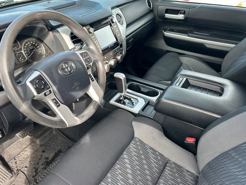 Used 2019 Toyota Tundra SR5 w/ TRD Off Road Package image 9
