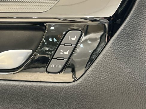 Used 2023 Honda CR-V EX-L image 17