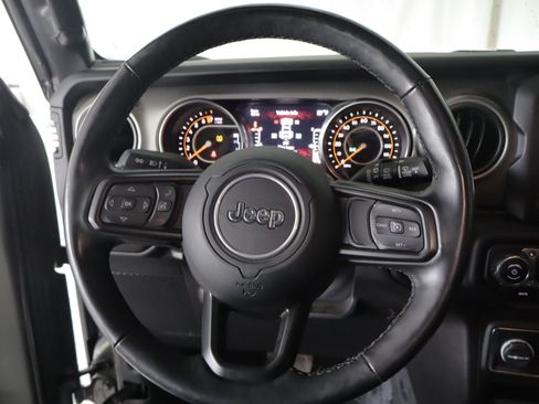 Used 2021 Jeep Wrangler Unlimited Sport AWD/4WD image 13