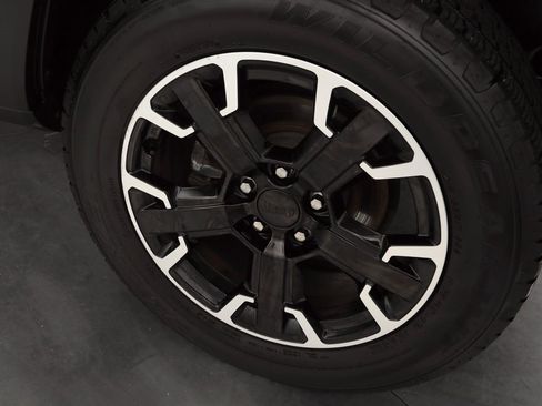 Certified 2023 Jeep Renegade Trailhawk w/ Trailhawk Elite Group image 11