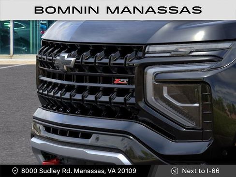 New 2026 Chevrolet Suburban Z71 image 13