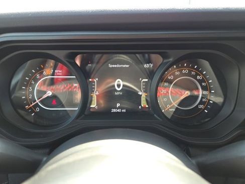 Used 2024 Jeep Wrangler Unlimited Rubicon AWD/4WD image 16