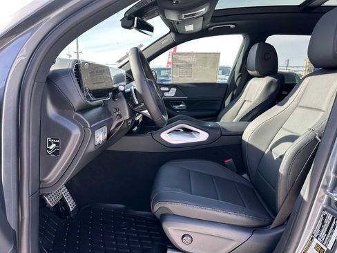 New 2026 Mercedes-Benz GLS 450 4MATIC image 22