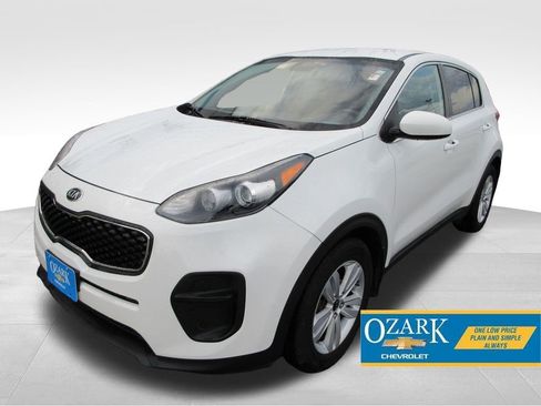 Used 2017 Kia Sportage LX FWD image 1