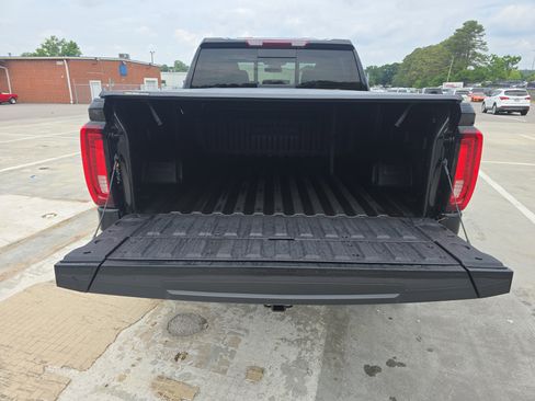 Used 2026 GMC Sierra 1500 AT4 w/ AT4 Premium Package AWD/4WD image 12
