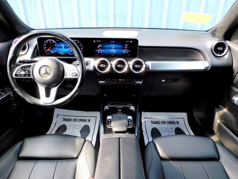 Used 2020 Mercedes-Benz GLB 250 4MATIC image 9