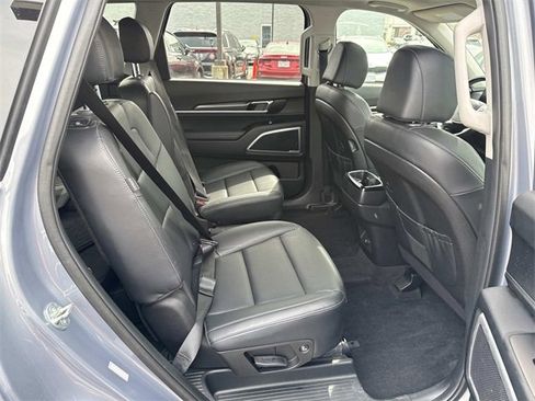 Used 2023 Kia Telluride S w/ S Sunroof Package image 11