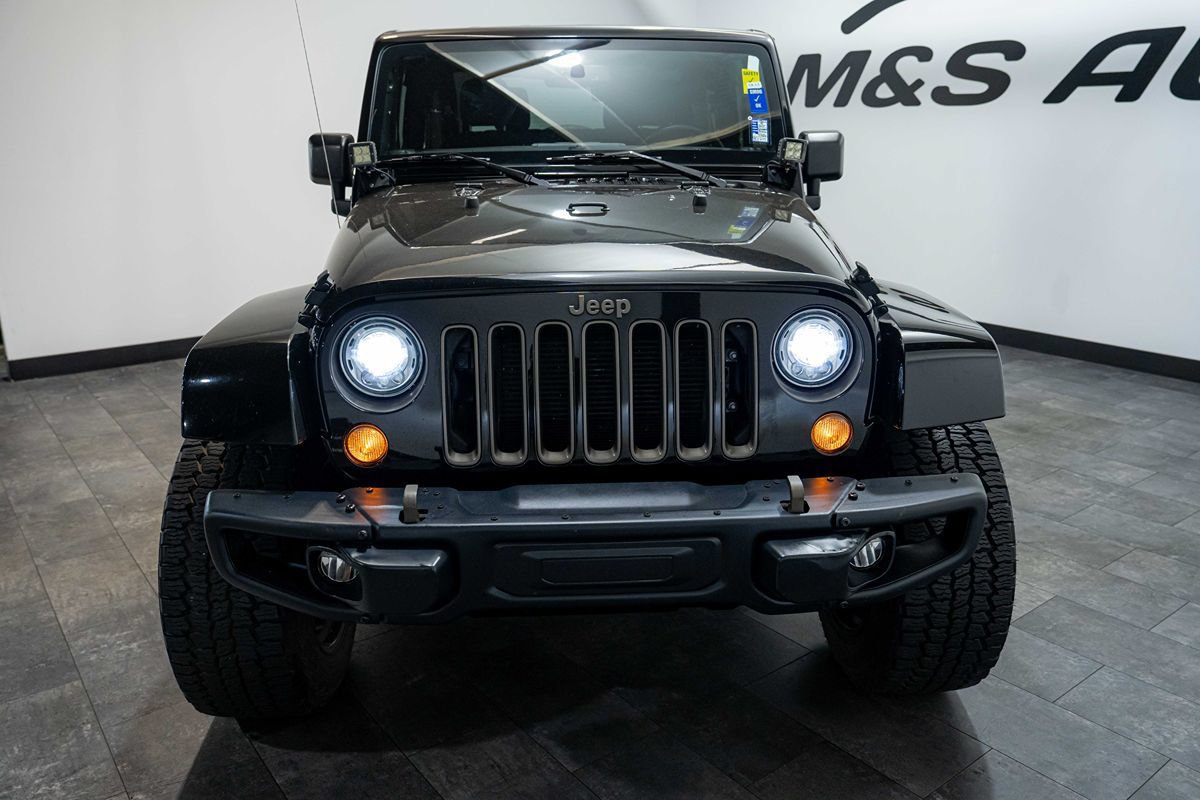 Used 2018 Jeep Wrangler Sport AWD/4WD image 17