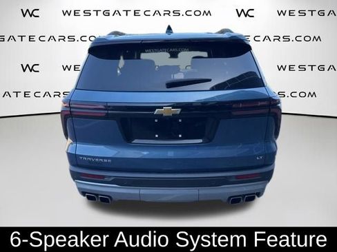 Used 2024 Chevrolet Traverse LT image 10