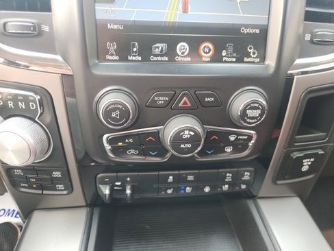 Used 2014 RAM 1500 Sport w/ Sport Premium Group image 28