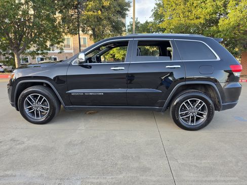 Used 2019 Jeep Grand Cherokee Limited AWD/4WD image 4