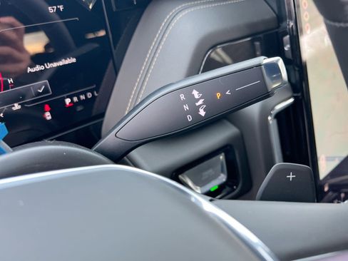 New 2026 GMC Yukon Elevation image 18