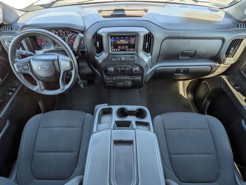 Used 2021 Chevrolet Silverado 1500 Custom Trail Boss AWD/4WD image 21