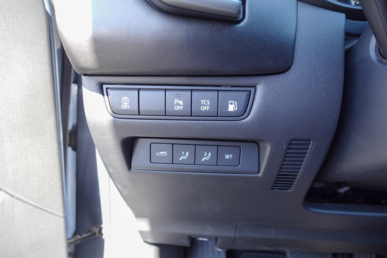 Used 2026 MAZDA CX-50 AWD 2.5 Hybrid w/ Weather Package image 18