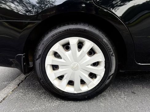 Used 2019 Nissan Versa S FWD image 35