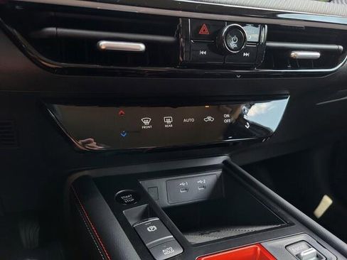 New 2025 Nissan Kicks SR w/ Illumination Package image 13