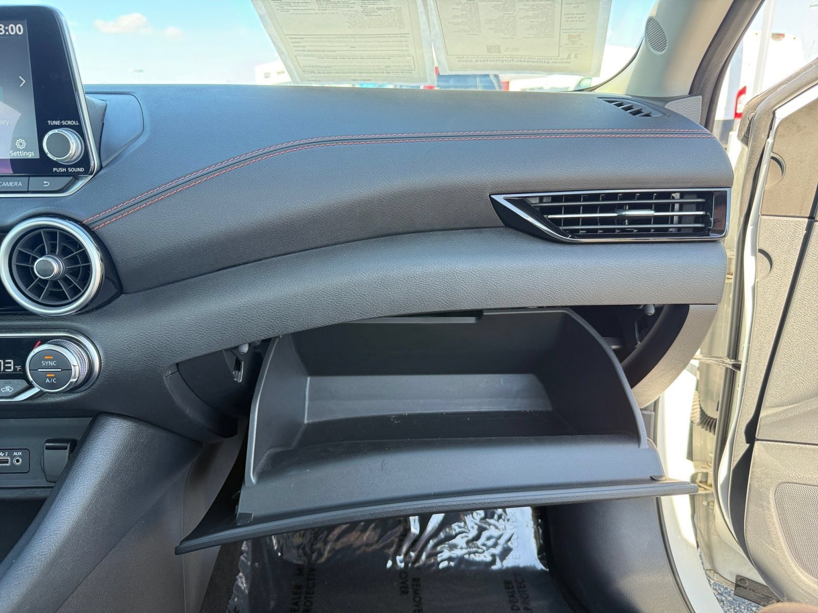 Used 2025 Nissan Sentra SR FWD image 33
