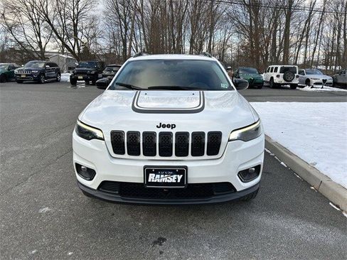 Certified 2022 Jeep Cherokee Latitude image 3