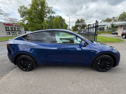 Used 2020 Tesla Model Y Long Range AWD/4WD image 4