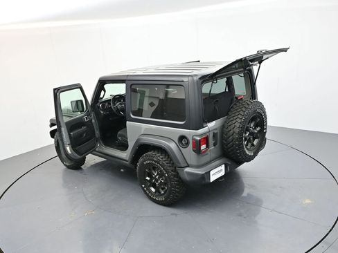 Used 2022 Jeep Wrangler Willys image 40