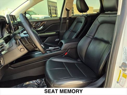 Certified 2024 Lincoln Corsair AWD w/ Equipment Group 101A image 21