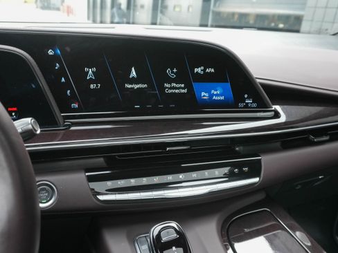 Used 2024 Cadillac Escalade Sport Platinum image 21