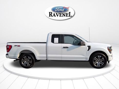 Used 2023 Ford F150 XL w/ STX Appearance Package RWD image 3