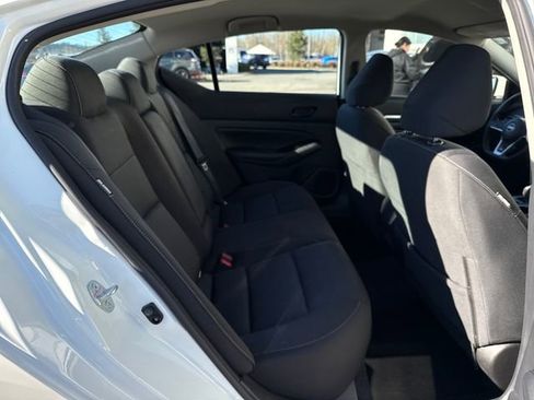 Used 2023 Nissan Altima 2.5 SV image 31