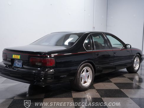 Used 1995 Chevrolet Impala SS RWD image 12