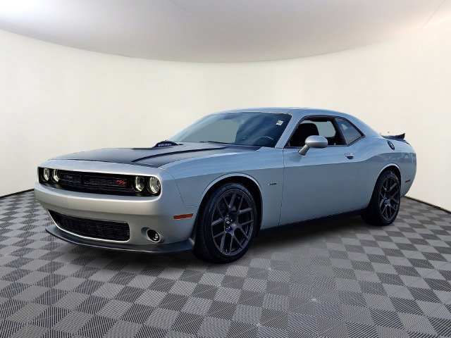 Used 2019 Dodge Challenger R/T w/ Shaker Package RWD image 3